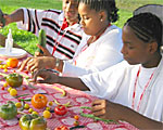 kids conducting tomato taste test